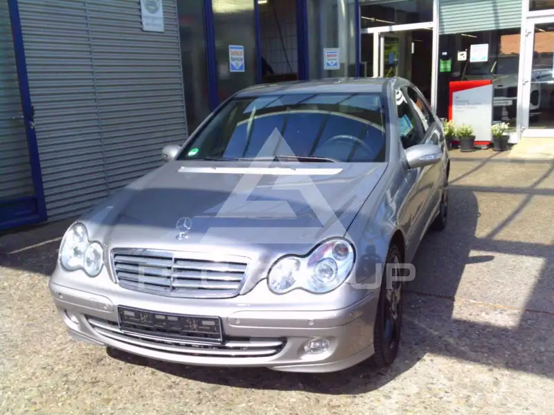 2005 Mercedes Benz C 180