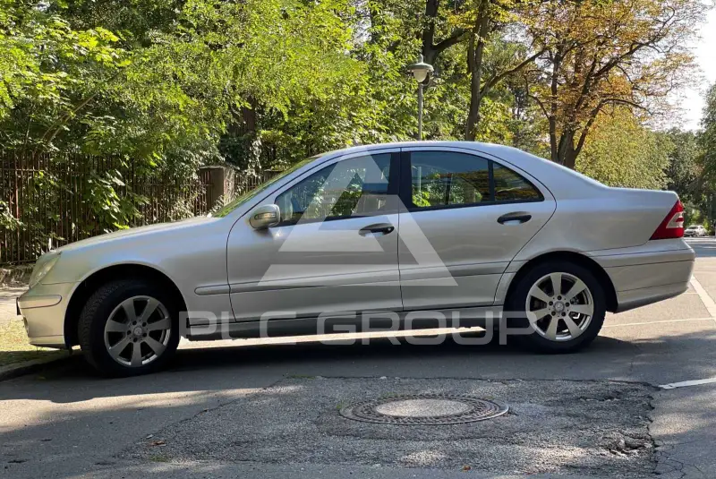 2005 Mercedes Benz C 180