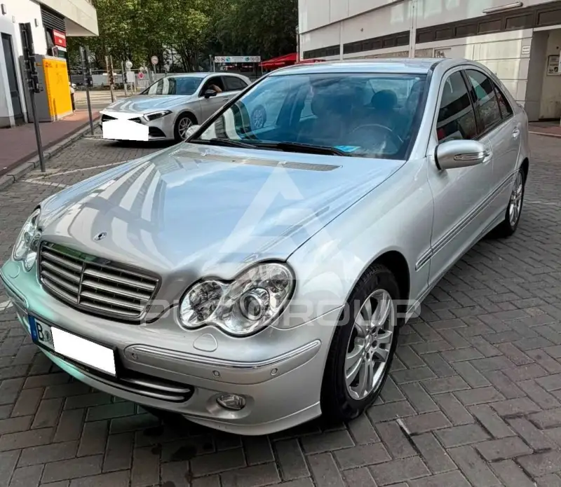 2005 Mercedes Benz C 200