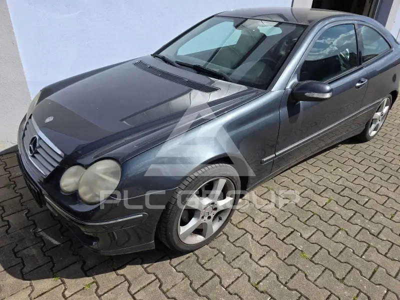 2005 Mercedes Benz C 200