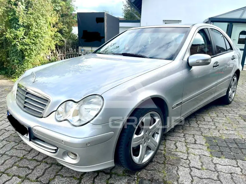 2005 Mercedes Benz C 200