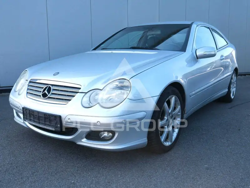 2005 Mercedes Benz C 200