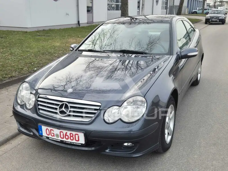 2005 Mercedes Benz C 200