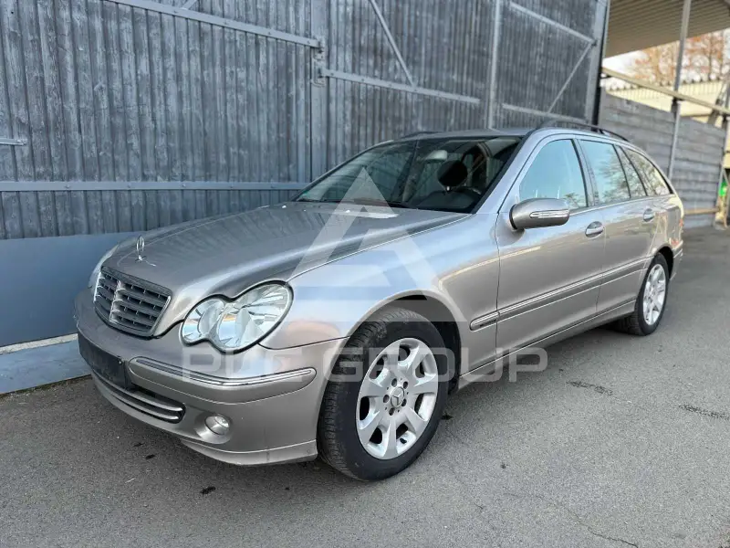2005 Mercedes Benz C 200