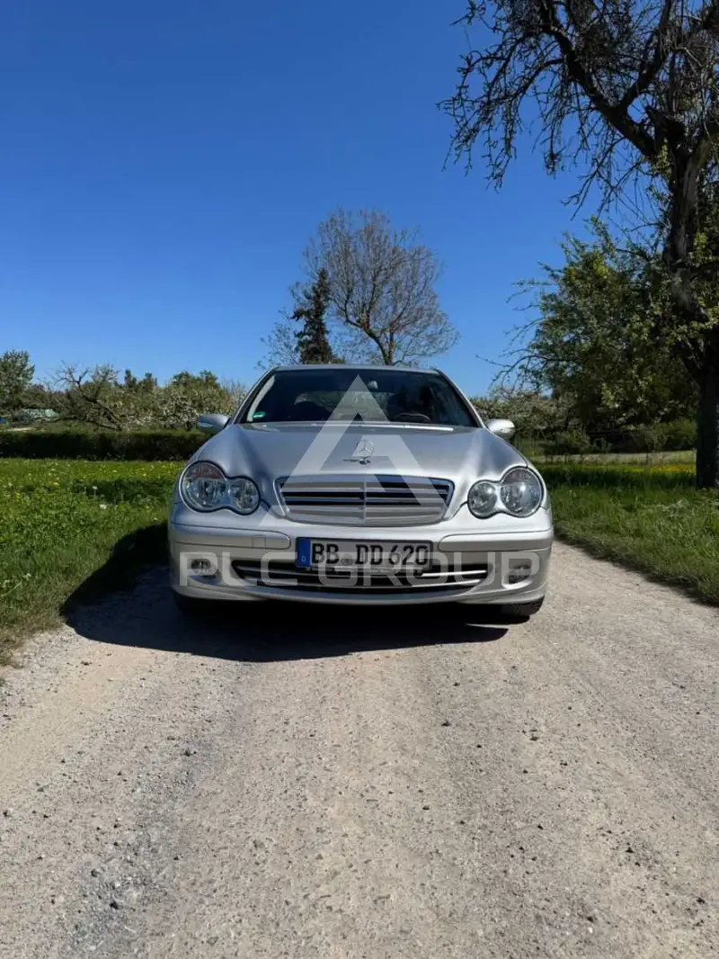 2005 Mercedes Benz C 200