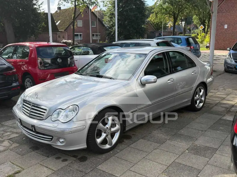 2005 Mercedes Benz C 200