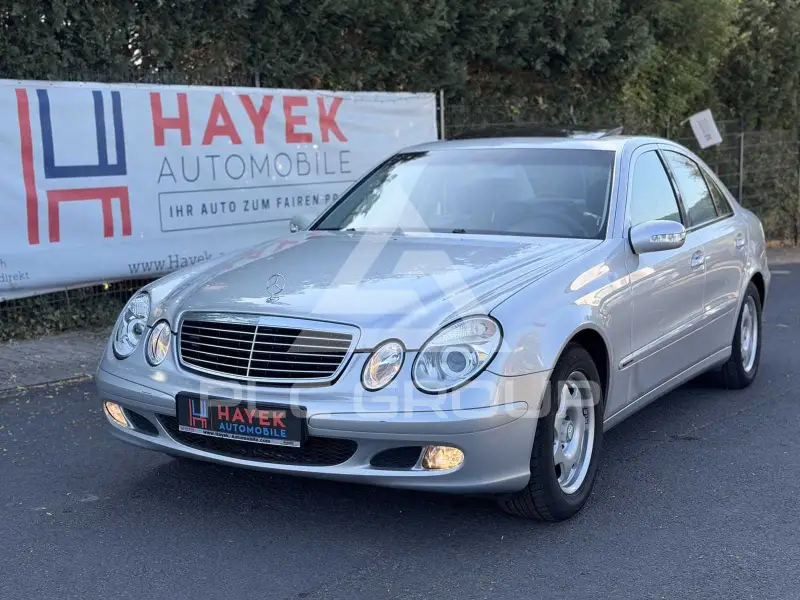 2005 Mercedes Benz E 220