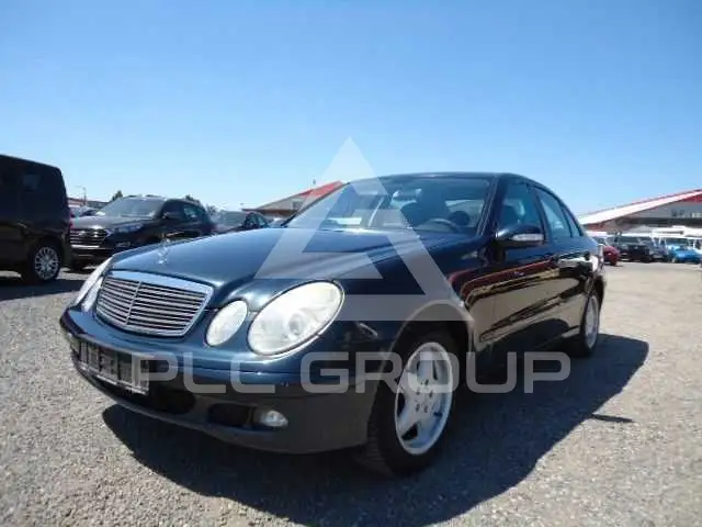 2005 Mercedes Benz E 220