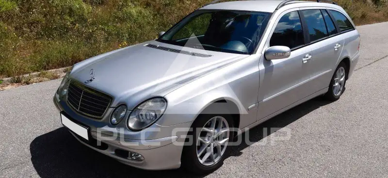 2005 Mercedes Benz E 220