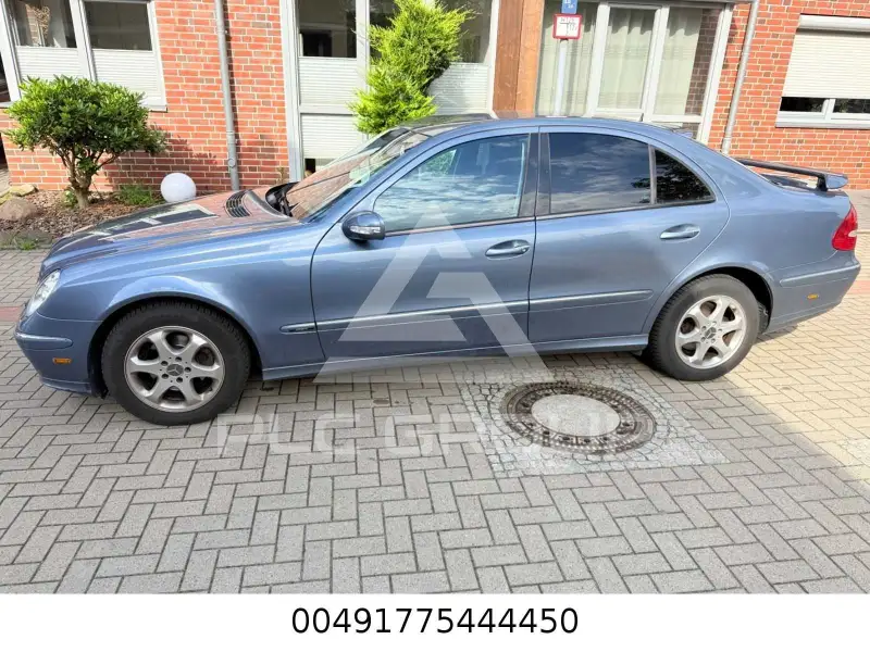 2005 Mercedes Benz E 220