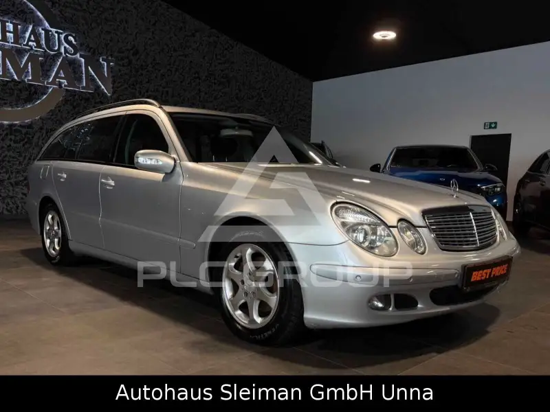 2005 Mercedes Benz E 220