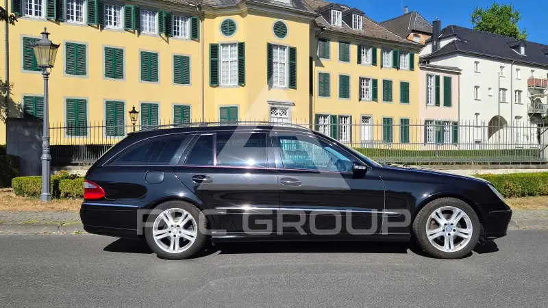 2005 Mercedes Benz E 240