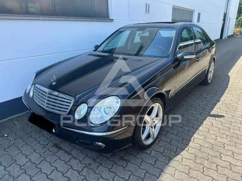 2005 Mercedes Benz E 240