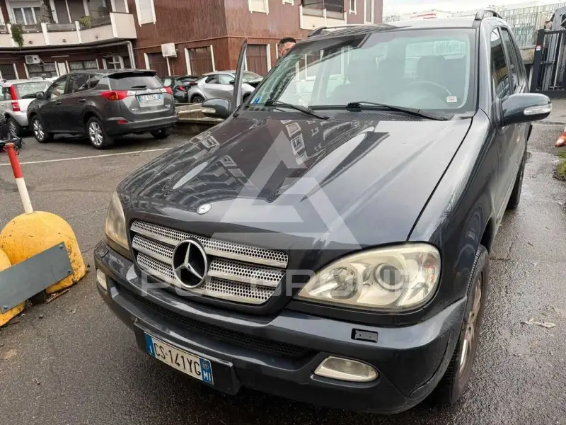 2005 Mercedes Benz ML 270