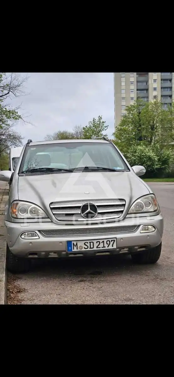 2005 Mercedes Benz ML 270
