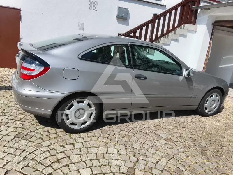 2005 Mercedes Benz CL 200