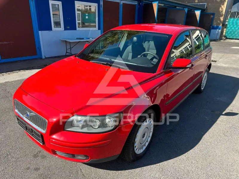 2005 Volvo V50
