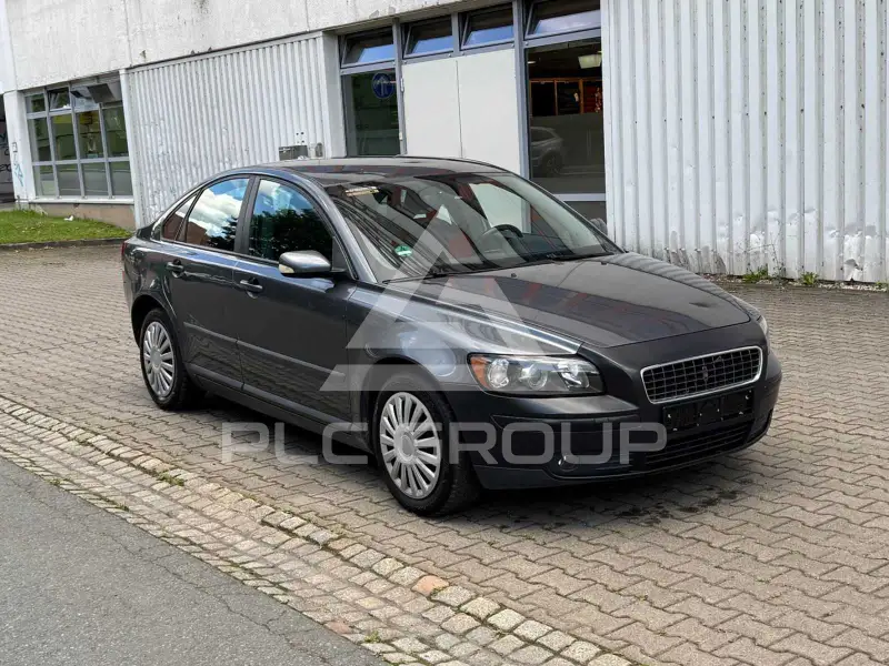 2005 Volvo S40