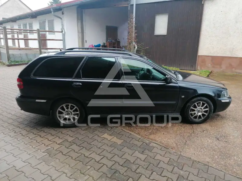 2005 Volvo V40