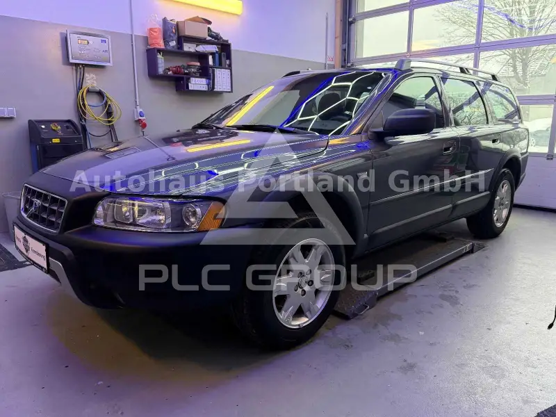 2005 Volvo XC70