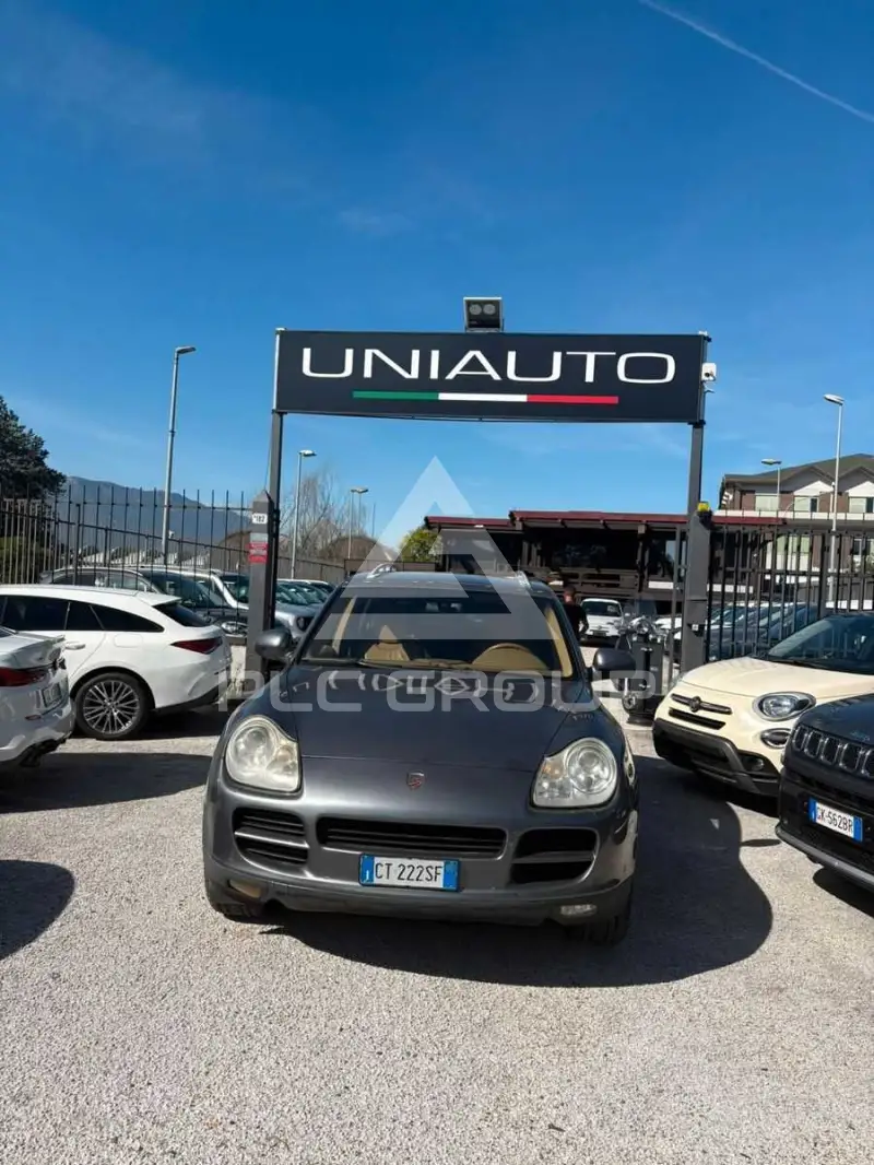 2005 Porsche Cayenne