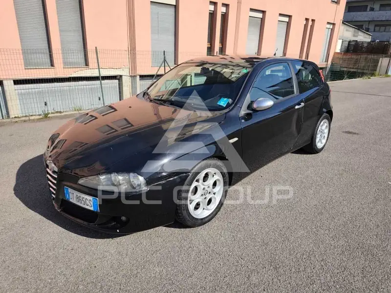 2005 Alfa Romeo 147