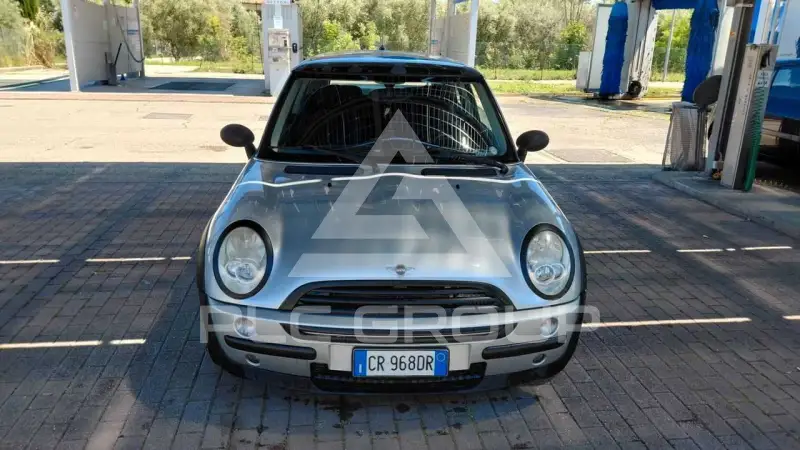 2005 Mini COOPER