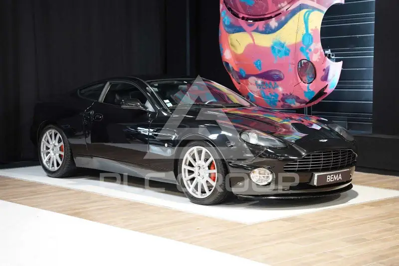 2005 Aston Martin Vanquish