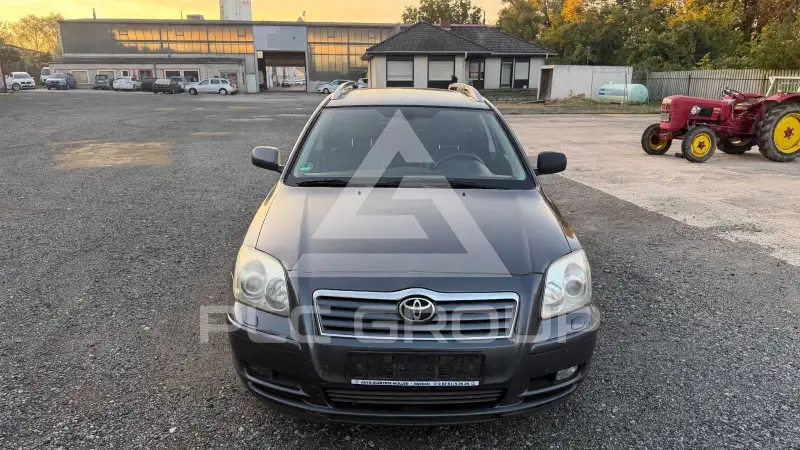 2005 Toyota Avensis
