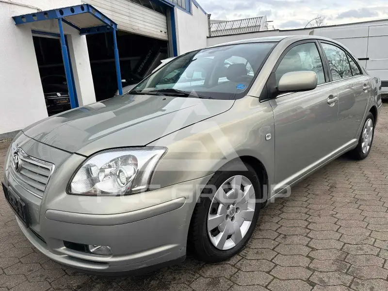 2005 Toyota Avensis