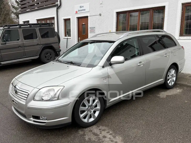 2005 Toyota Avensis