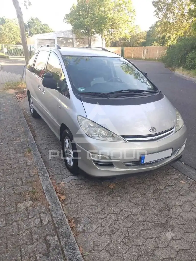 2005 Toyota PREVIA