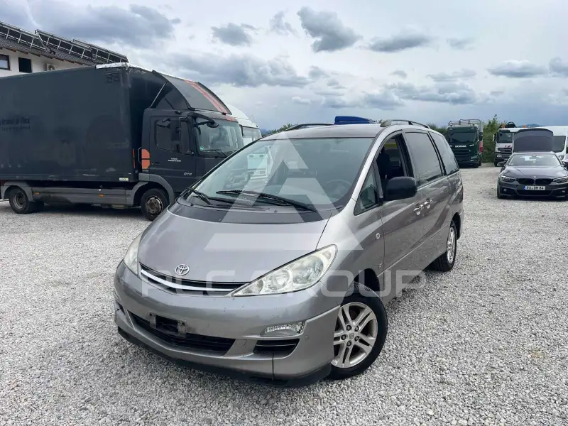 2005 Toyota PREVIA