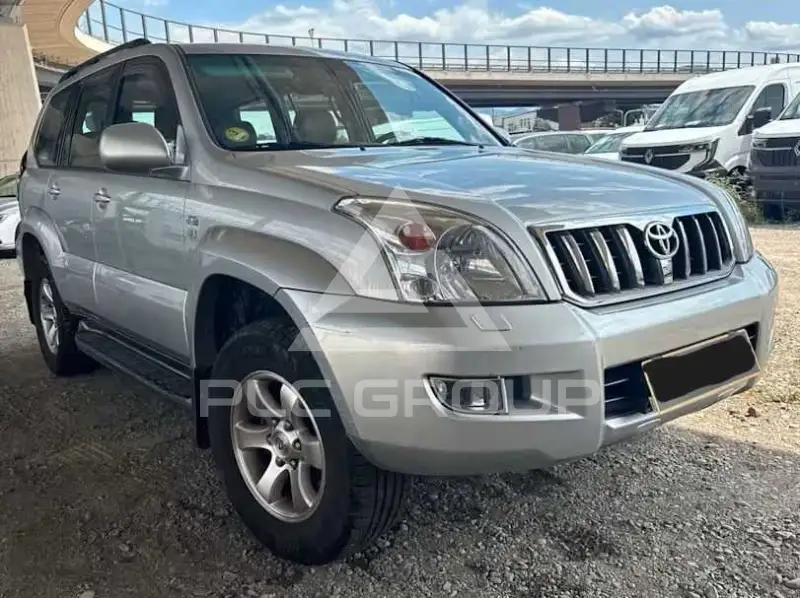 2005 Toyota LAND CRUISER