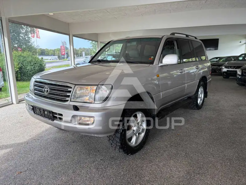 2005 Toyota LAND CRUISER