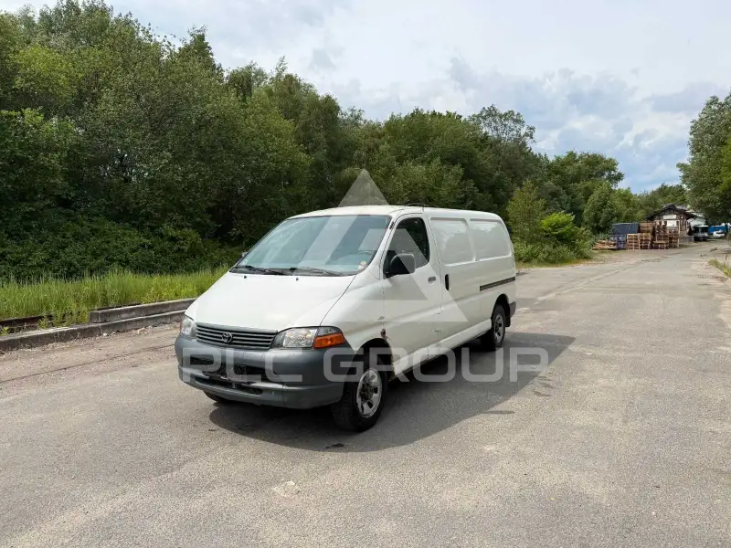 2005 Toyota Hiace