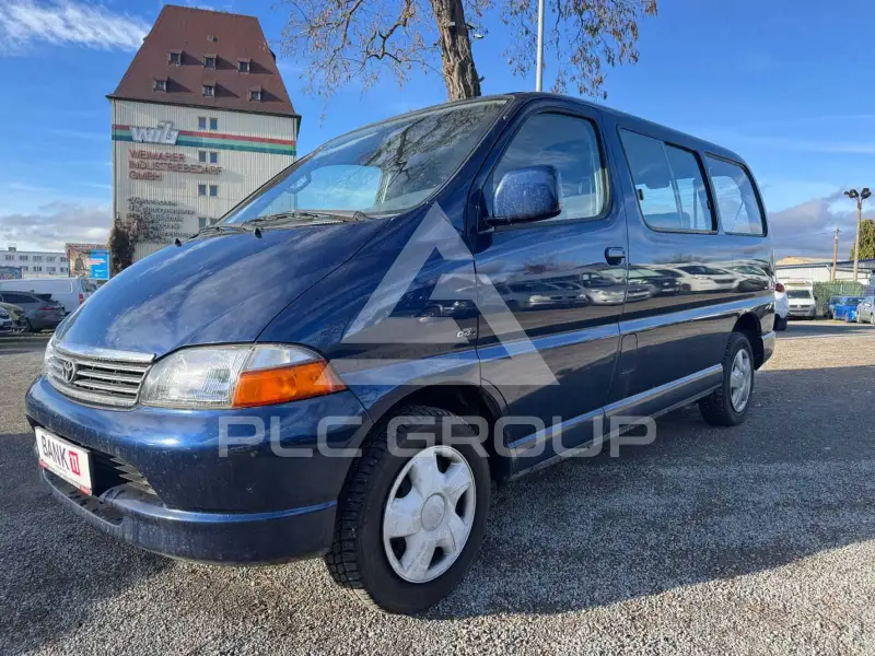 2005 Toyota Hiace