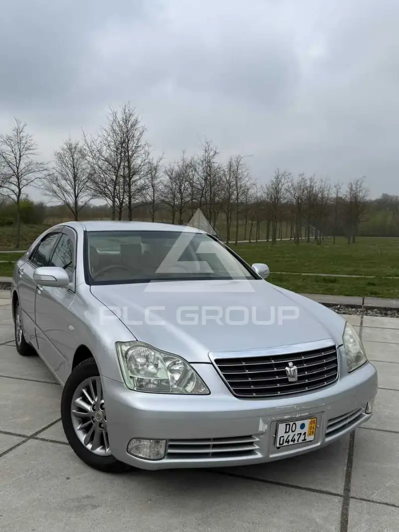 2005 Toyota Crown