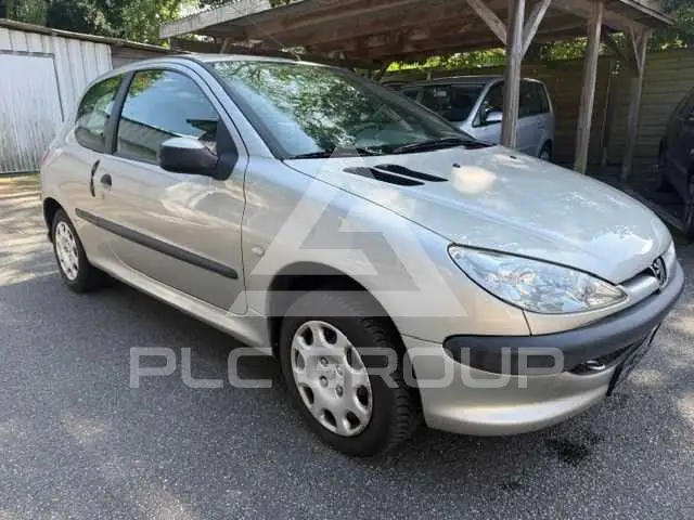 2005 Peugeot 206