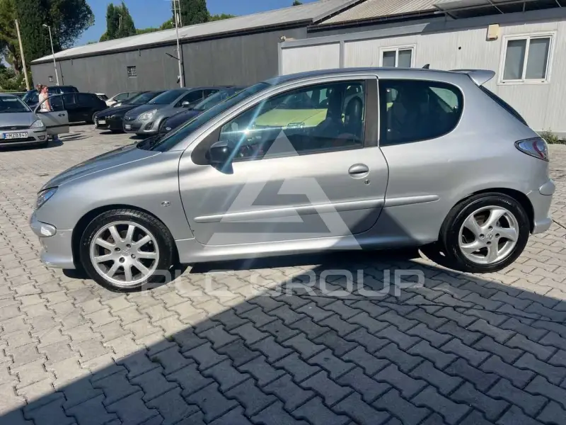 2005 Peugeot 206