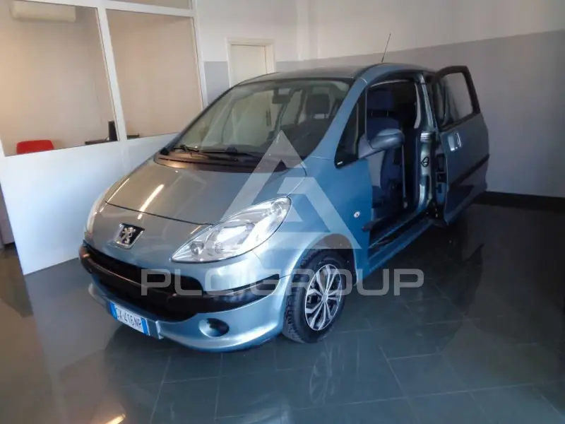 2005 Peugeot 1007
