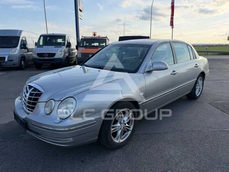 2005 KIA Opirus