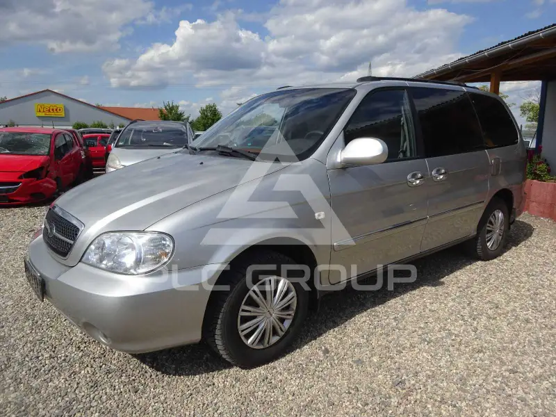 2005 KIA Carnival