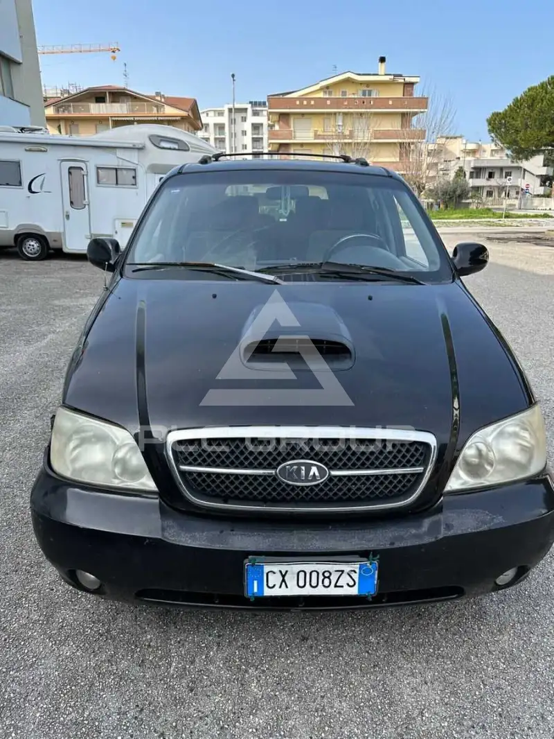 2005 KIA Carnival