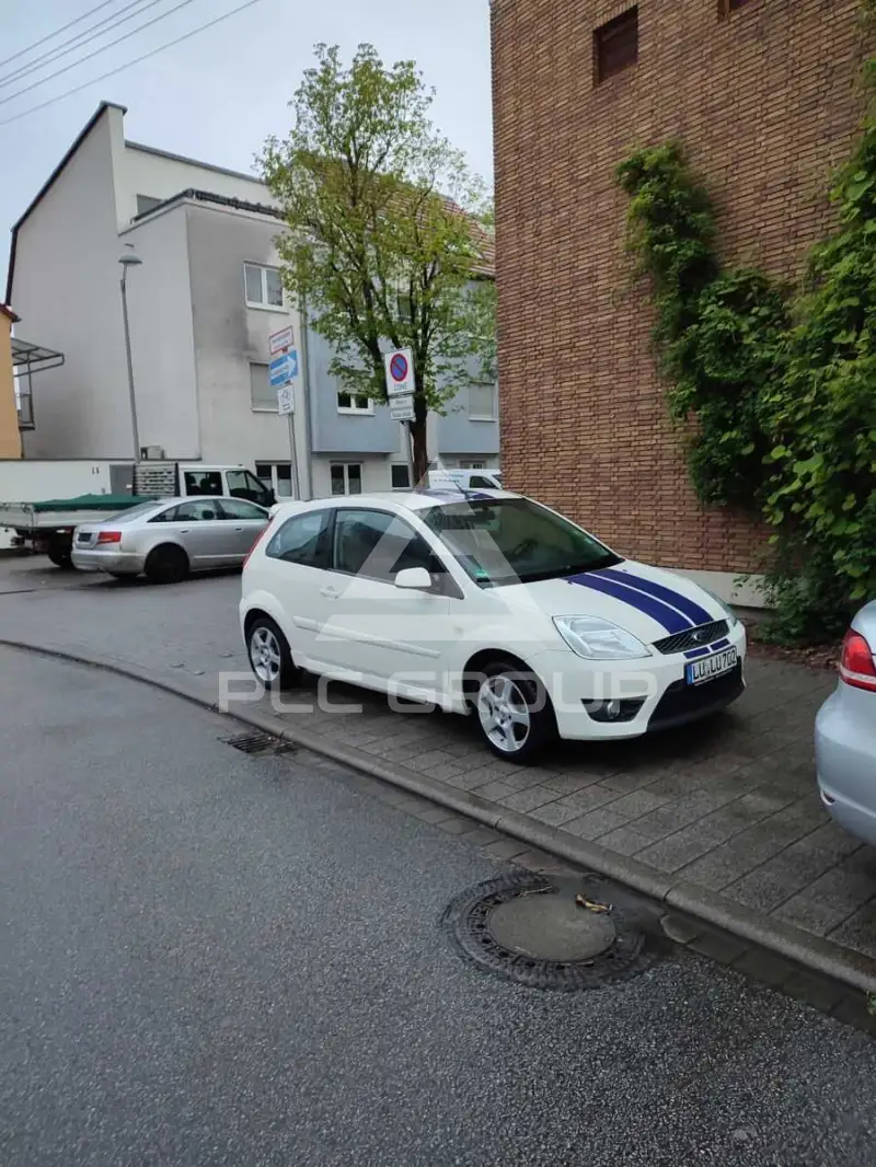 2005 Ford FIESTA