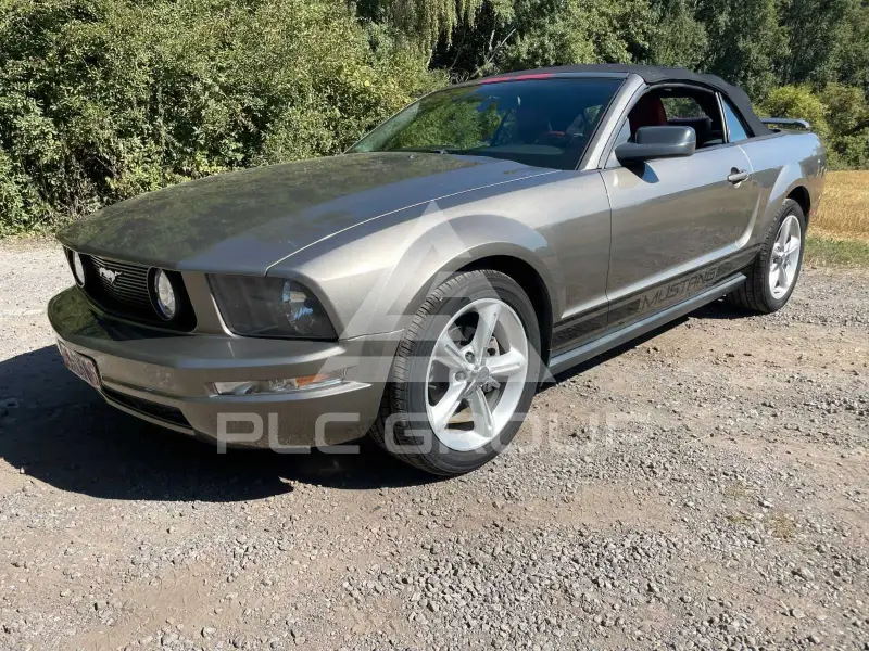 2005 Ford MUSTANG