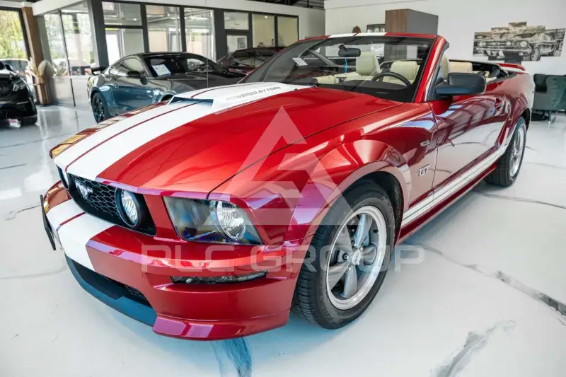 2005 Ford MUSTANG