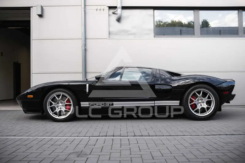 2005 Ford GT