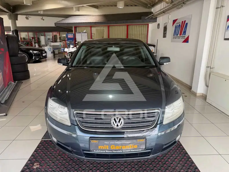 2005 Volkswagen PHAETON