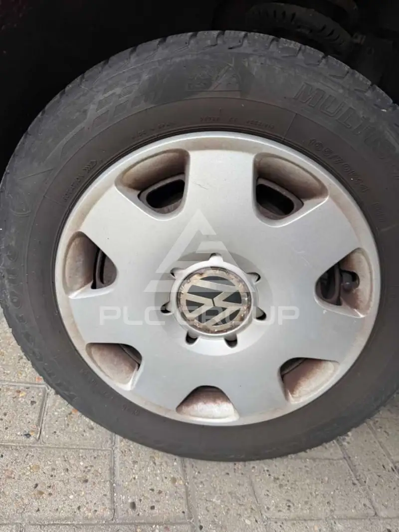 2005 Volkswagen FOX